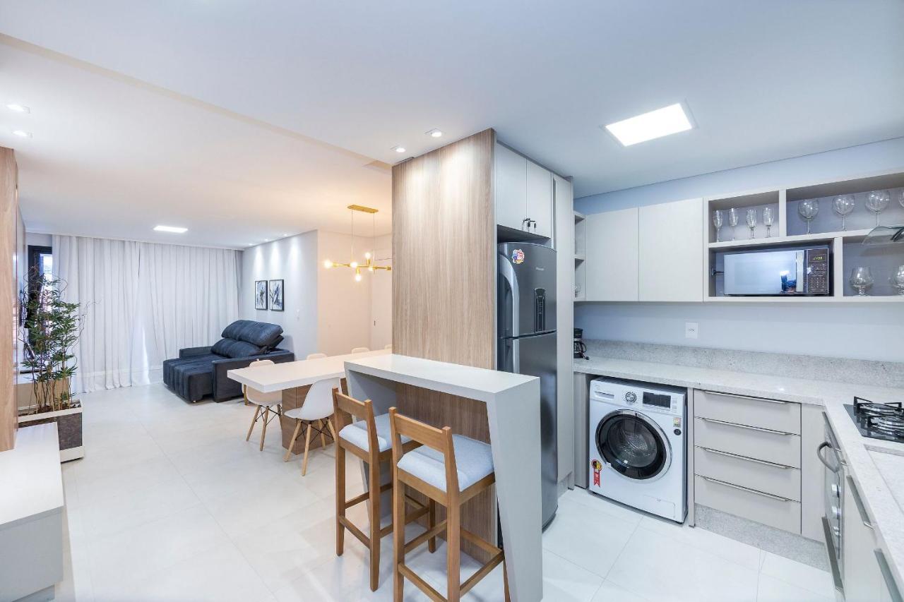 Adra 106 - Apartamento No Centro De Bombinhas - Rooftop Com Piscina E Academia - A Poucos Metros Da Praia - 외부 사진