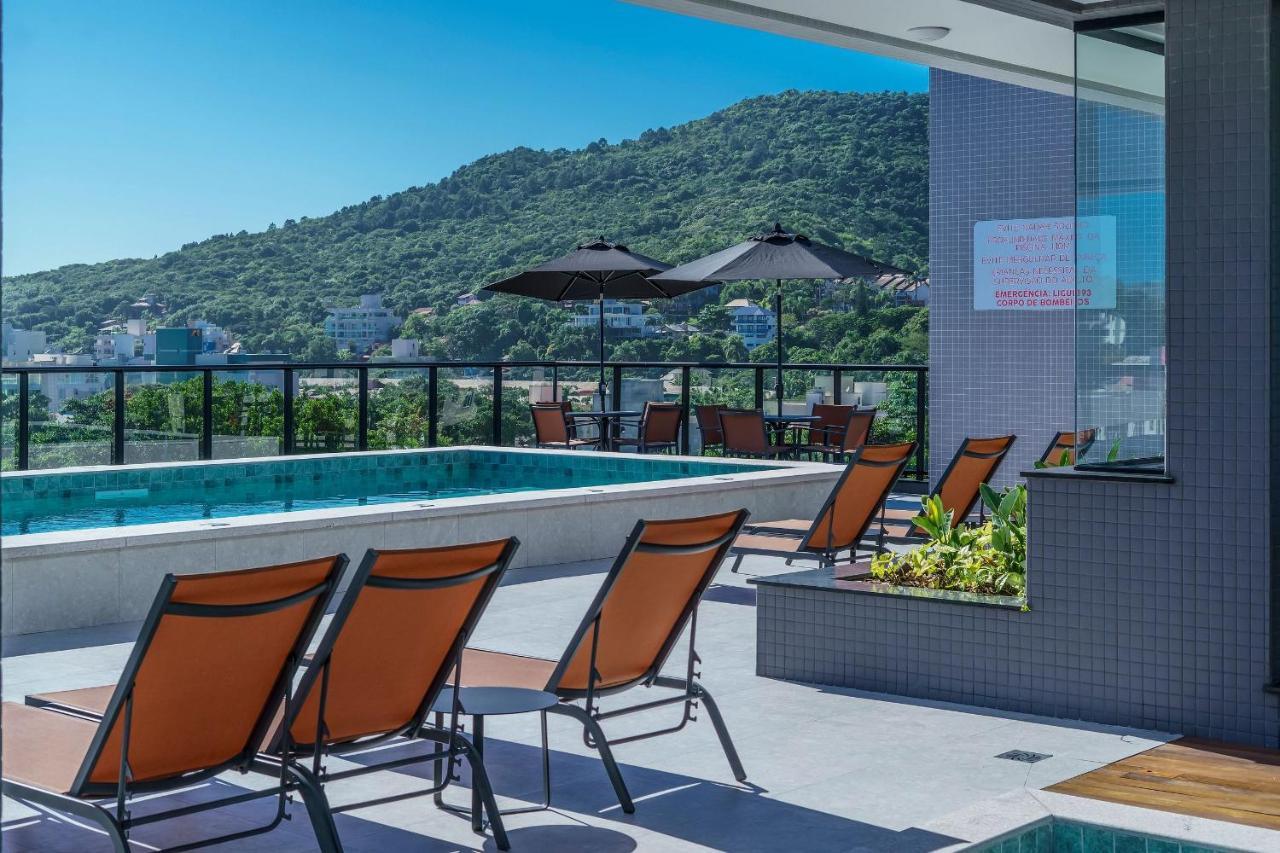 Adra 106 - Apartamento No Centro De Bombinhas - Rooftop Com Piscina E Academia - A Poucos Metros Da Praia - 외부 사진