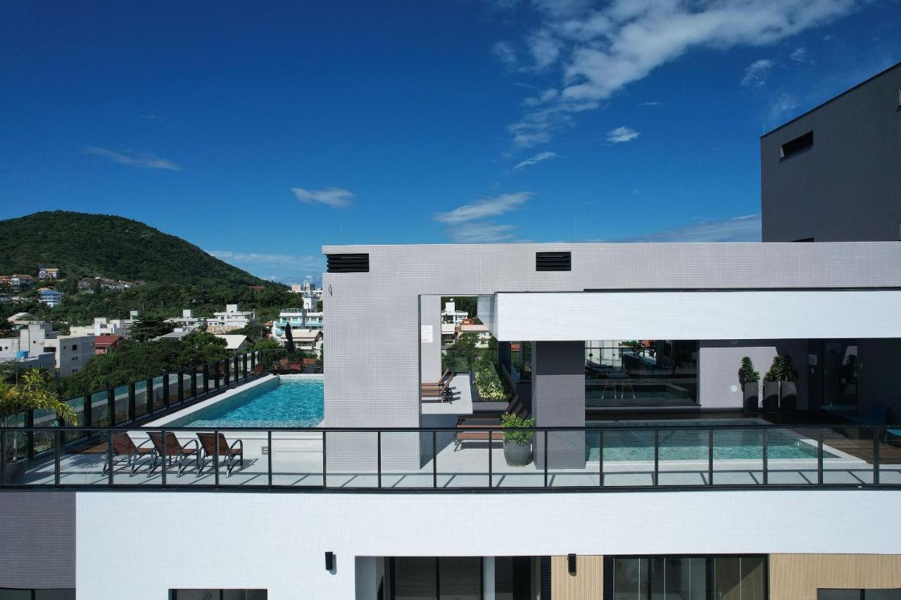 Adra 106 - Apartamento No Centro De Bombinhas - Rooftop Com Piscina E Academia - A Poucos Metros Da Praia - 외부 사진