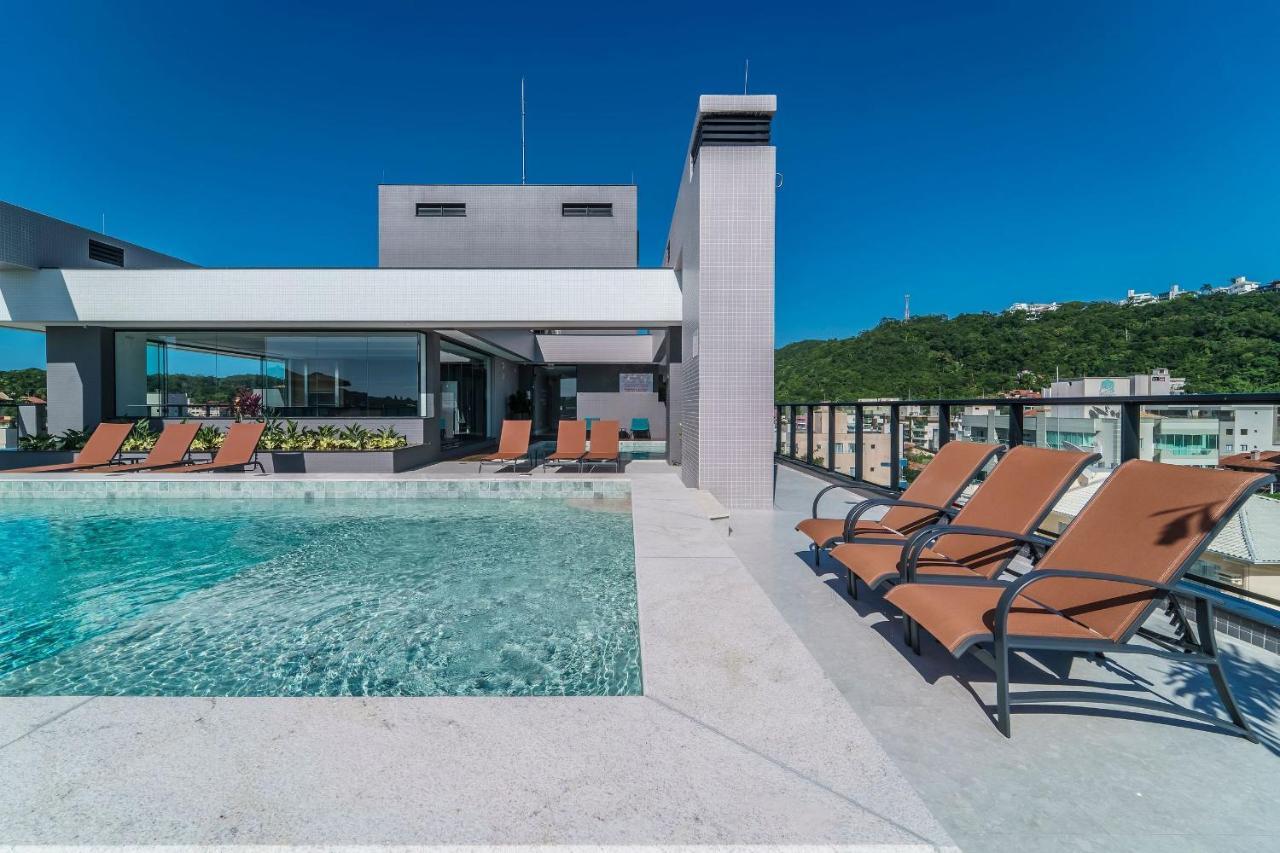 Adra 106 - Apartamento No Centro De Bombinhas - Rooftop Com Piscina E Academia - A Poucos Metros Da Praia - 외부 사진