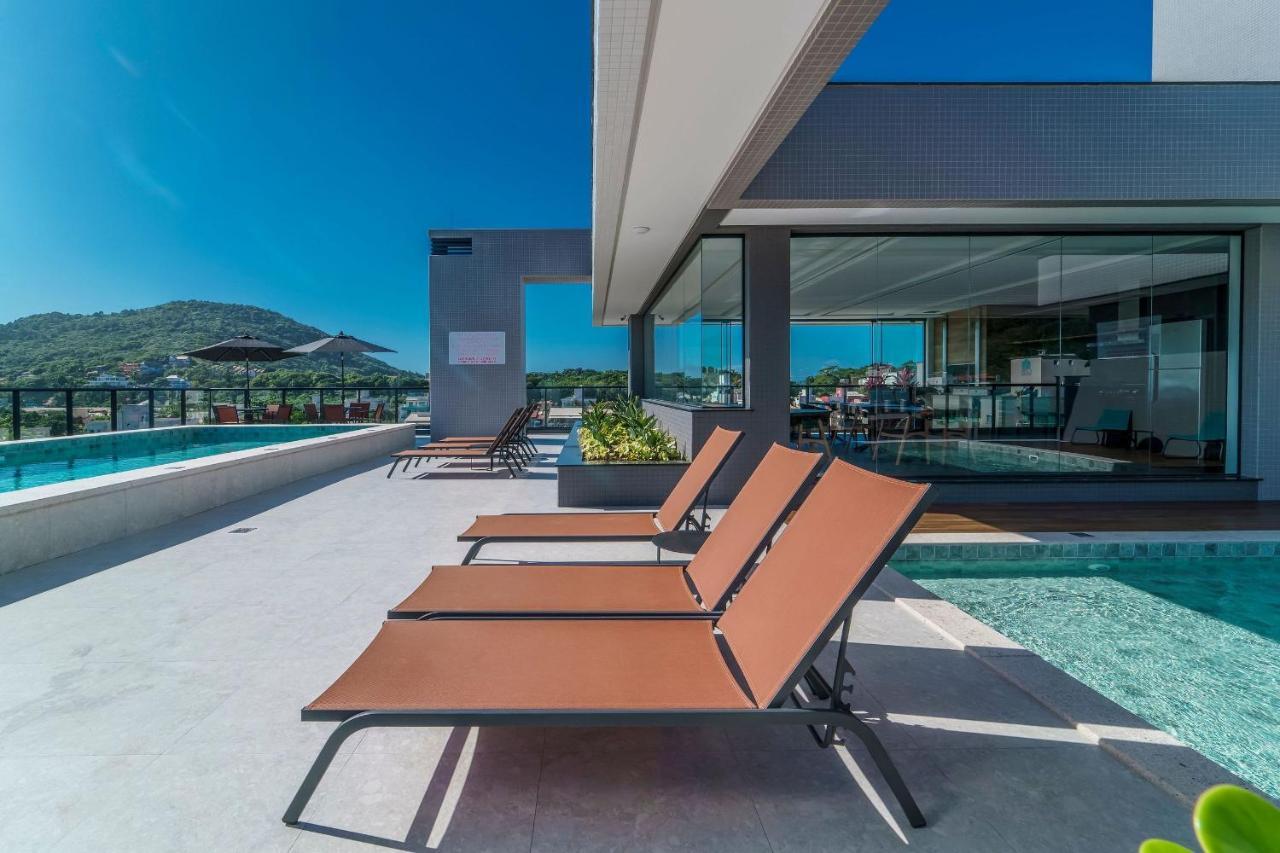 Adra 106 - Apartamento No Centro De Bombinhas - Rooftop Com Piscina E Academia - A Poucos Metros Da Praia - 외부 사진