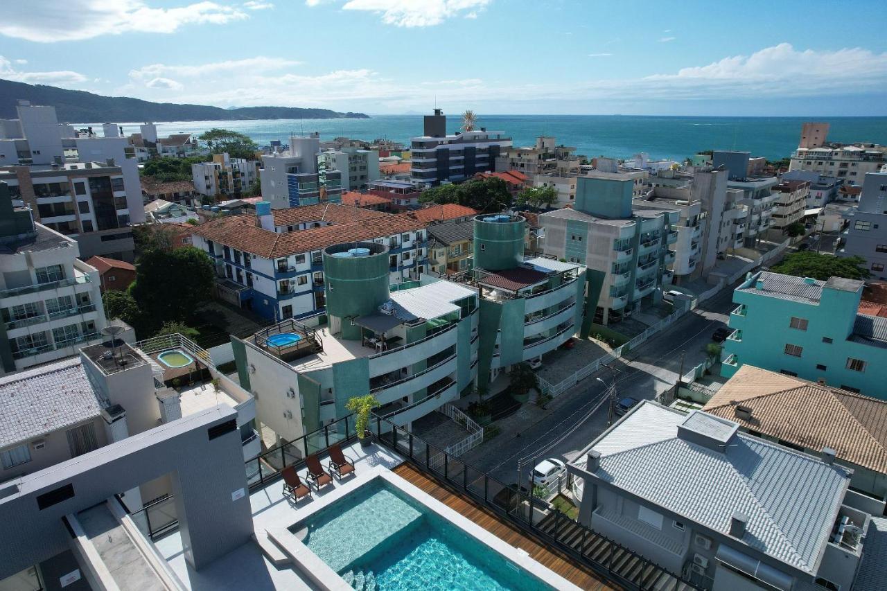 Adra 106 - Apartamento No Centro De Bombinhas - Rooftop Com Piscina E Academia - A Poucos Metros Da Praia - 외부 사진