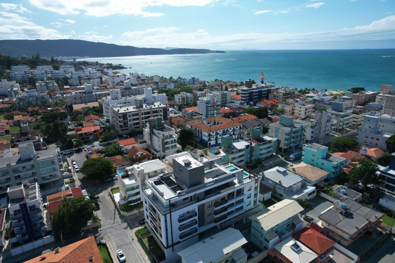 Adra 106 - Apartamento No Centro De Bombinhas - Rooftop Com Piscina E Academia - A Poucos Metros Da Praia - 외부 사진