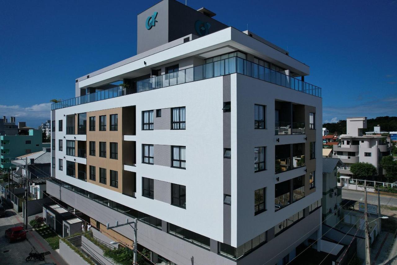 Adra 106 - Apartamento No Centro De Bombinhas - Rooftop Com Piscina E Academia - A Poucos Metros Da Praia - 외부 사진